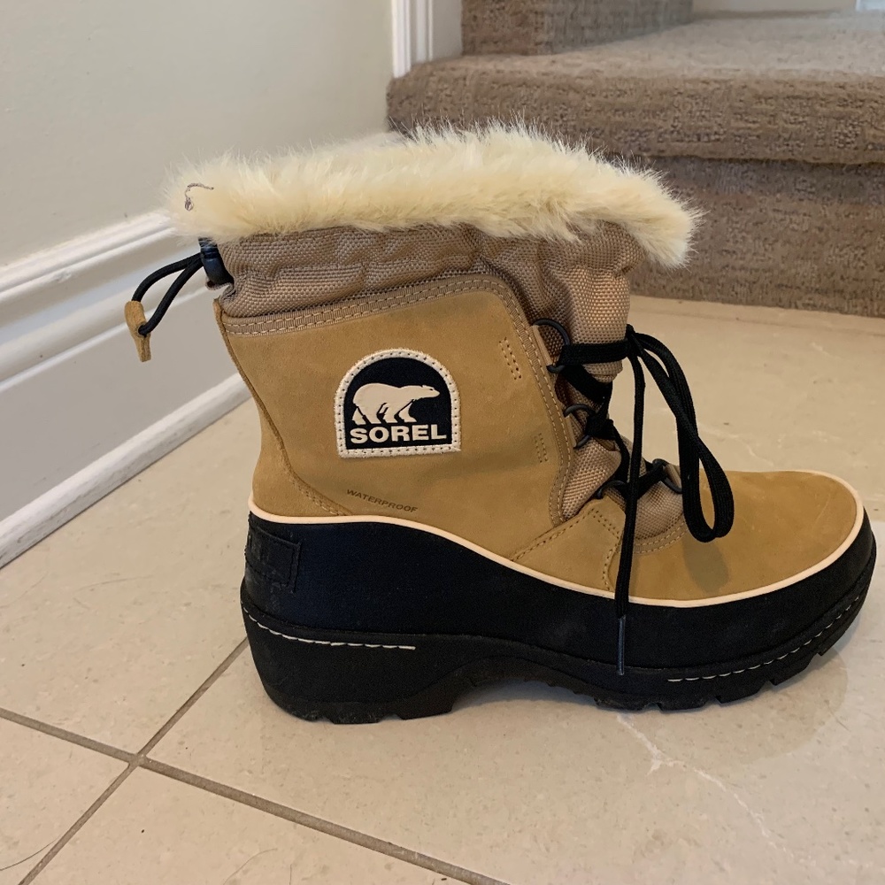 Sorel Suede Winter Boots - Like New